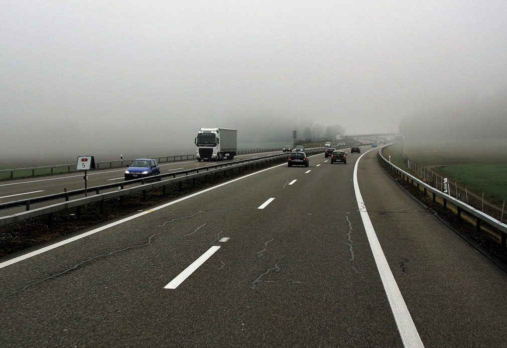 Was Ist Hier Zu Beachten Fahrbahnbegrenzung Fahrbahnbegrenzung und Fahrstreifenbegrenzung